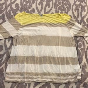 Old navy ¾ sleeve top.